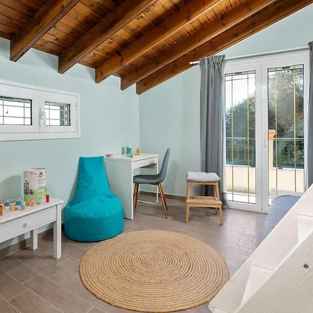 בית נופש Emilia's House