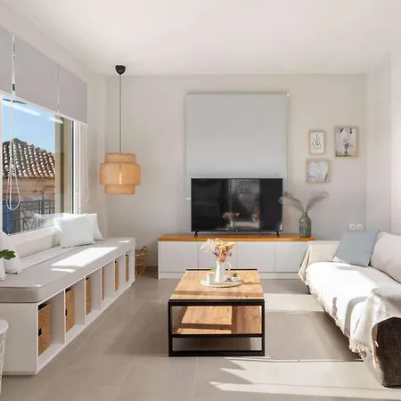 Emilia's House Feriehus Argyrades